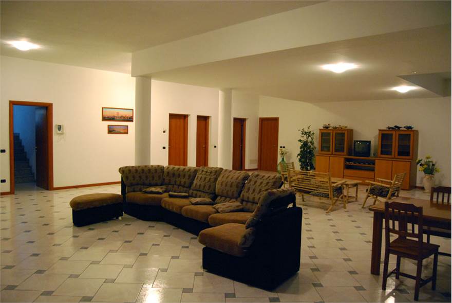 second livingroom
